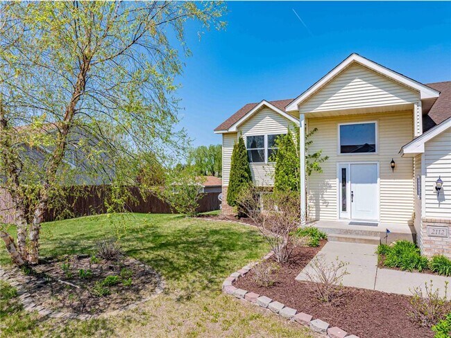 Photo - 2112 Blake Ave