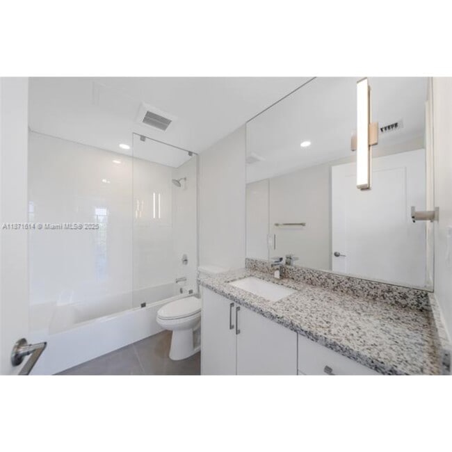 Photo - 1536 NW 15th Ave