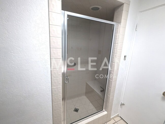 Photo - 2737 E Plaimor Ave