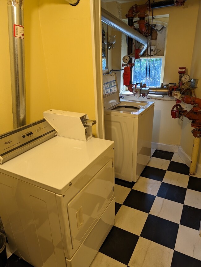 Photo - 230 Beacon St