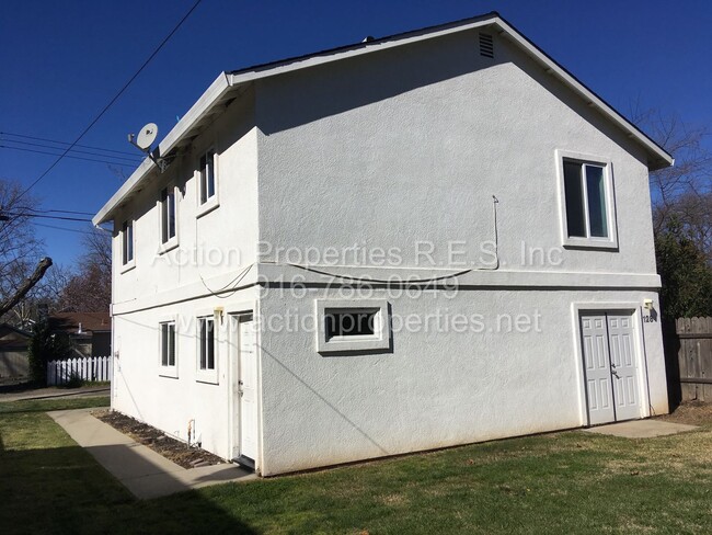 Updated Downtown Roseville Home - 2 Bed, 2... - Updated Downtown Roseville Home - 2 Bed, 2...