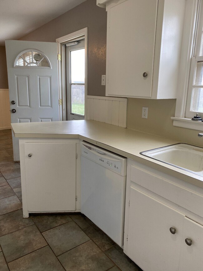 Photo - 3107 Aberdeen Ave