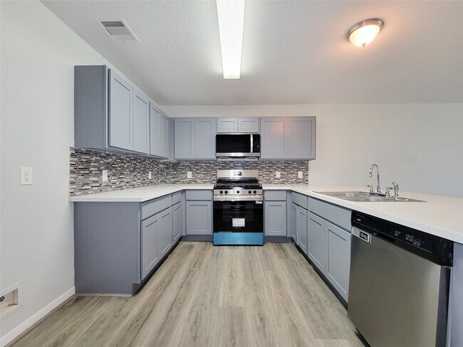 Photo - 3602 Zephyr Glen Way
