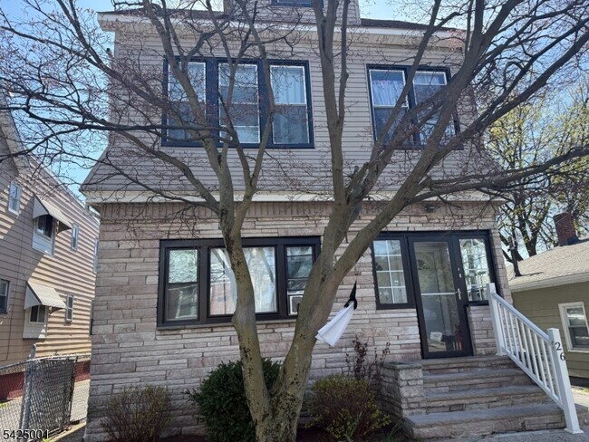 Building Photo - 26 Union Pl Unit 2