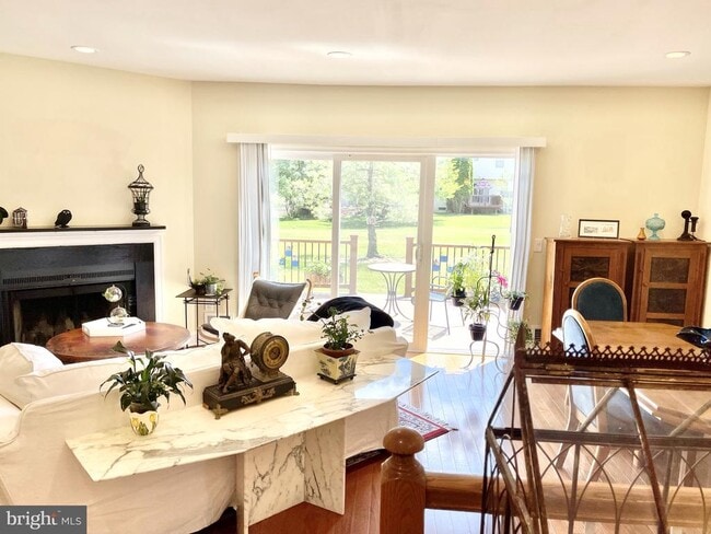 Photo - 302 Marten Rd