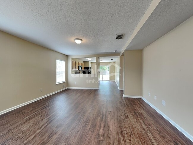 Photo - 1211 Spring Creek Ct