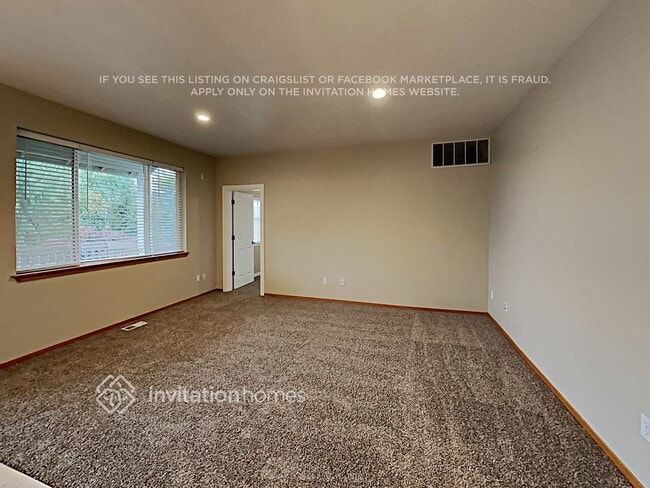 Photo - 8110 35th St NE