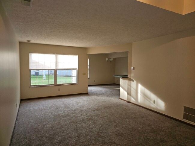 Photo - 3676 Harris Ave NW