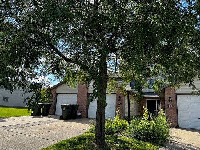 Building Photo - 138-138 Talon Pl Unit 134 Rental