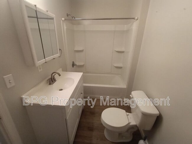 Photo - 95 N Main St Unit #203