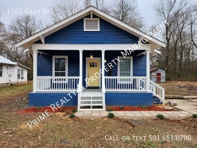 Building Photo - 1303 Gray St