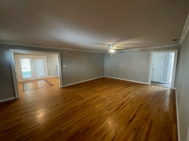 Photo - 2708 23rd St