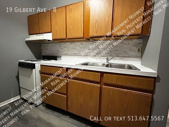 Building Photo - 19 Gilbert Ave Unit 8