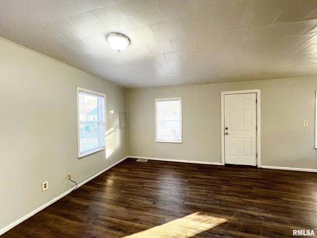 Photo - 1411 E Crestwood Dr