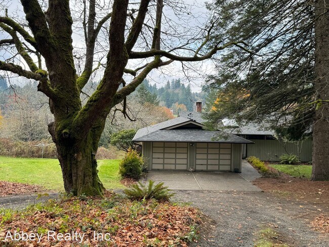 4 br, 3 bath House - 5415 Johnson Point Rd NE - 4 br, 3 bath House - 5415 Johnson Point Rd NE