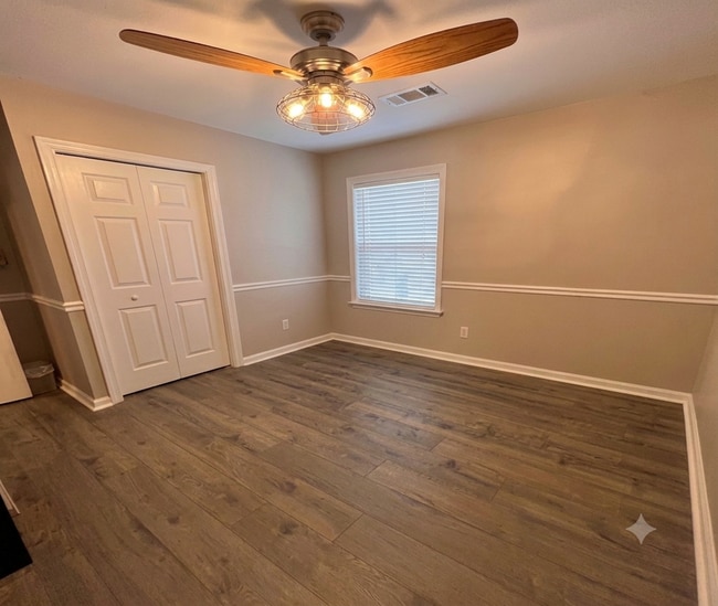 Photo - 6314 Meadow Glade Ln