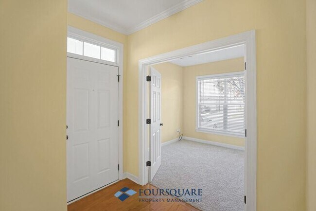 Photo - Lovely End-Unit Townhome with Office Space, Fenced Yard & Garage – Minutes from Downtown Raleigh