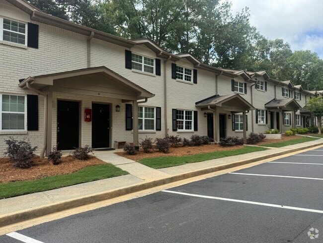 Building Photo - Waverly Manor Rental