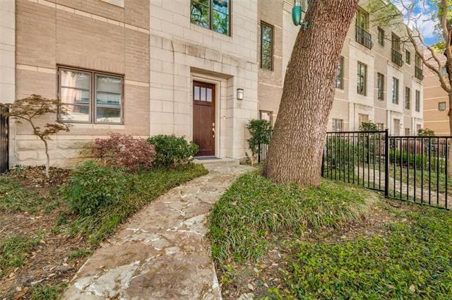 Building Photo - 3210 Carlisle St