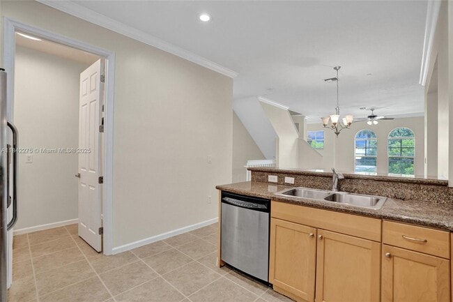Photo - 1033 NE 17th Way