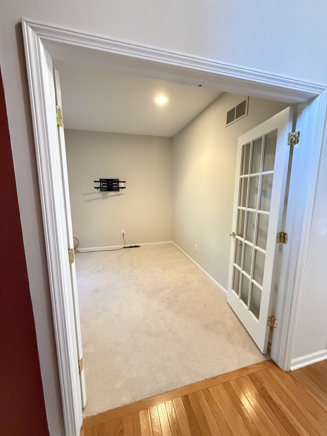 Photo - 1588 Club House Ct
