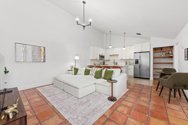 Photo - 1277 Periwinkle Pl