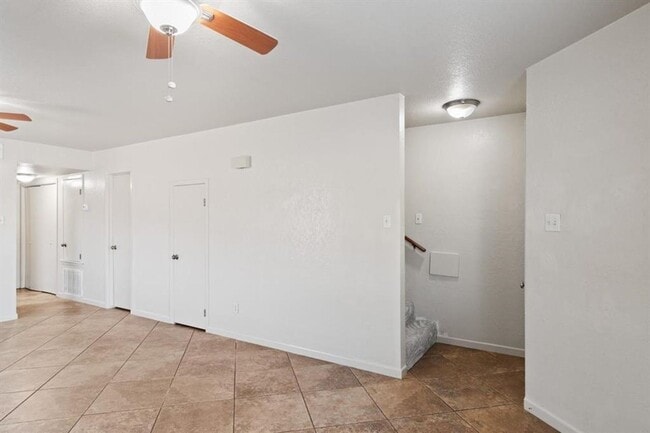 Photo - 115 Rhonda Dr Unit 115C