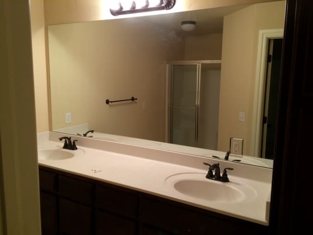 Photo - 1523 Morland Ave