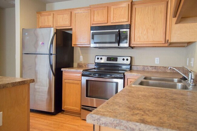 Photo - 2829 W Hillshire Dr