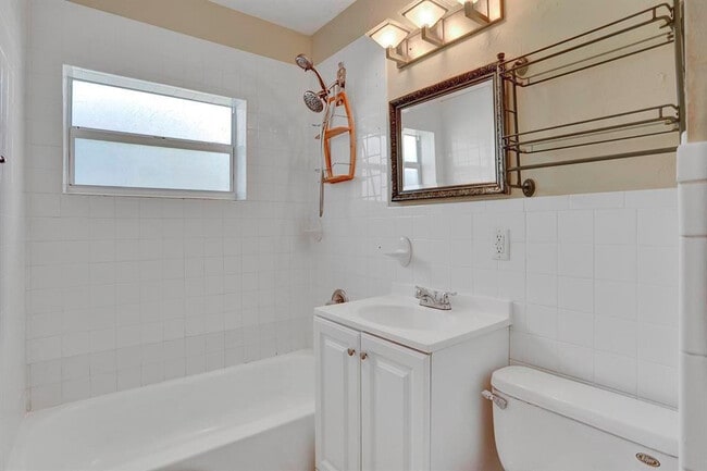 Photo - 1129 NW 7th Terrace