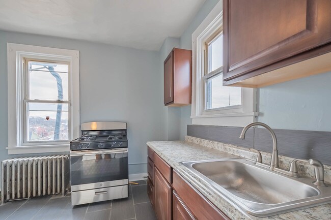 2118 Bedford Ave Unit 2