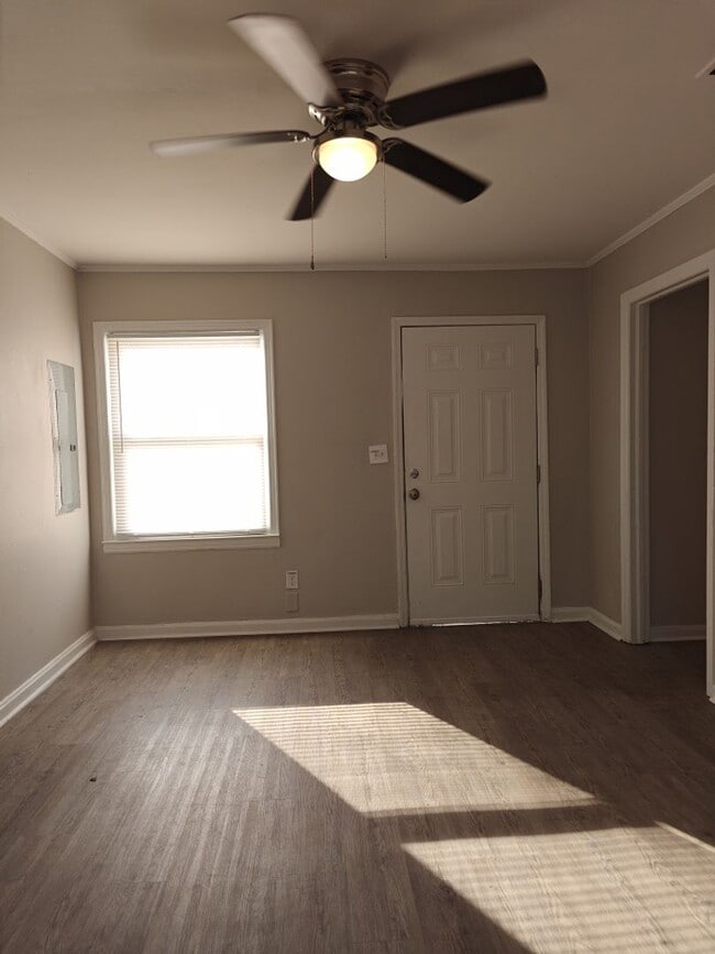 Photo - Comfortable 3BR, 1BA Single-Family Home With Large Yard