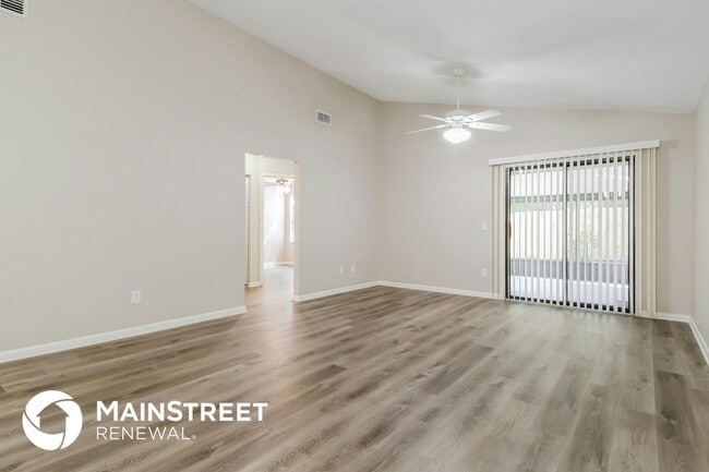 Photo - 8761 Pinevalley Ln