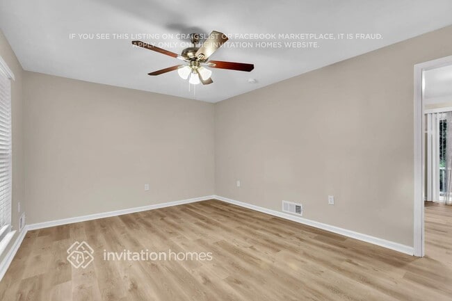 Photo - 4422 Lovridge Dr SW