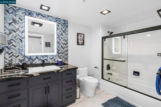 403 Main St Unit 816