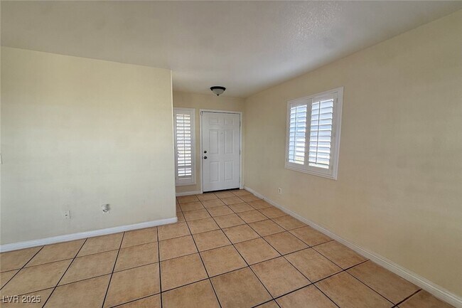 Photo - 9300 Cool Creek Ave