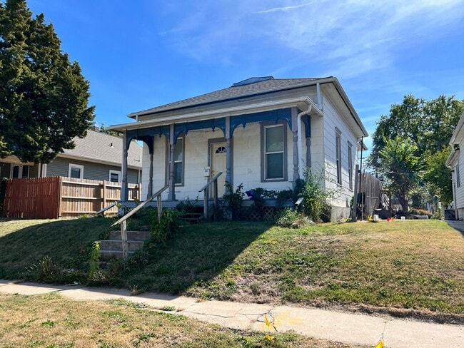 Photo - Charming & Spacious 2-Bedroom Home with Private Backyard and Garage Parking