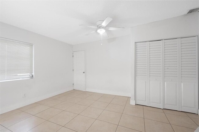 Photo - 700 SW 67th Ave