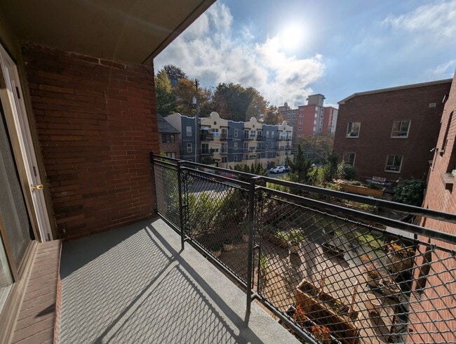 Photo - The Q Apartments