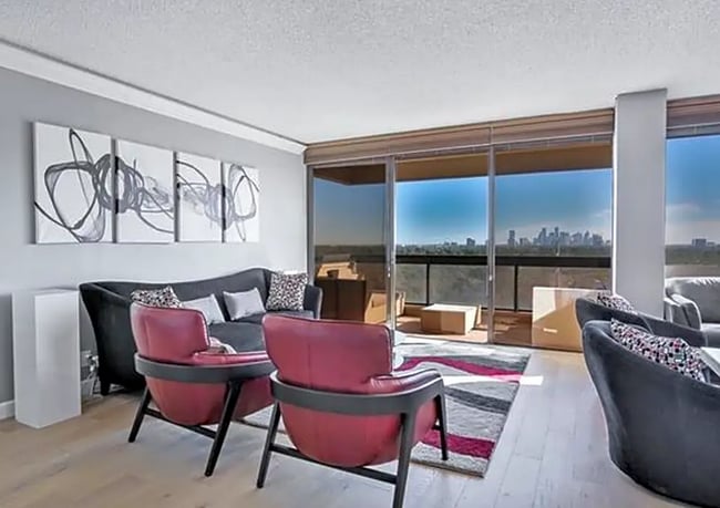 Photo - 49 Briar Hollow Ln Unit ID70002