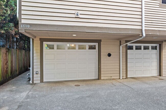 Photo - 11710 Greenwood Ave N