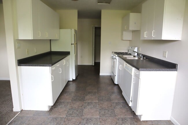 Building Photo - 339 Grandview Ave Unit 339E Rental