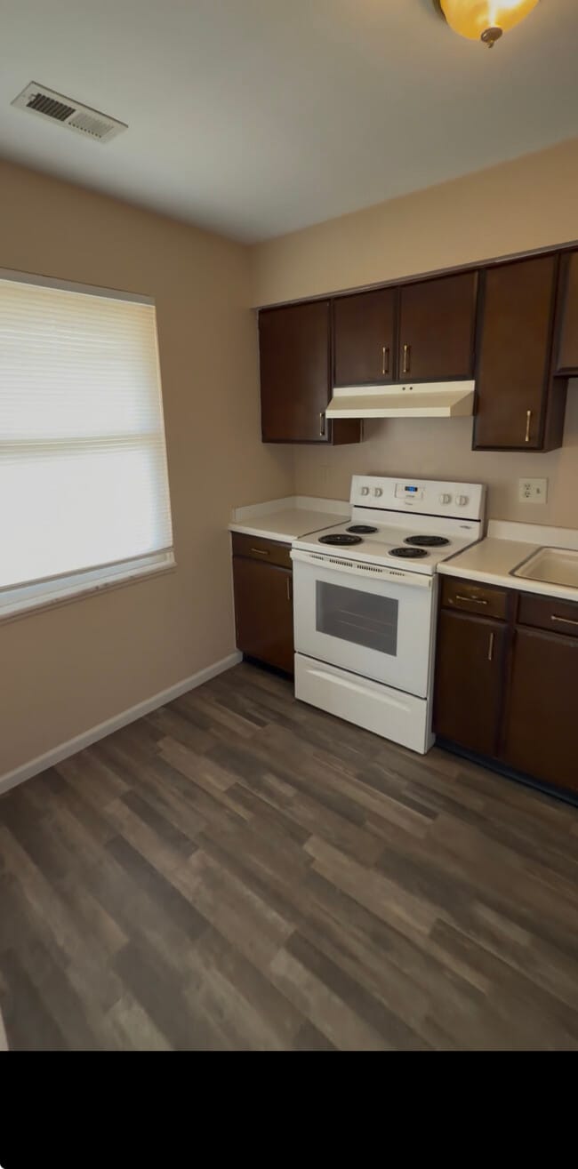 Photo - 980 E Hope Dr Unit B