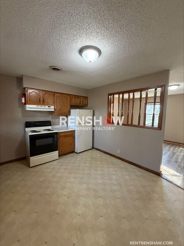 Photo - 111 Etheridge St