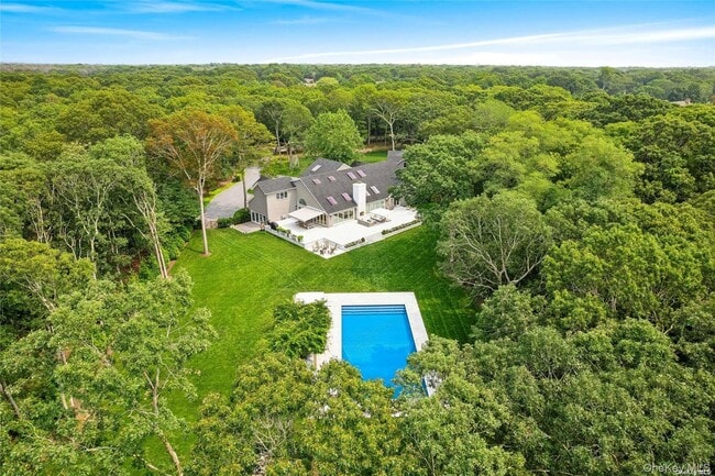 Photo - 28 Old Meeting House Rd