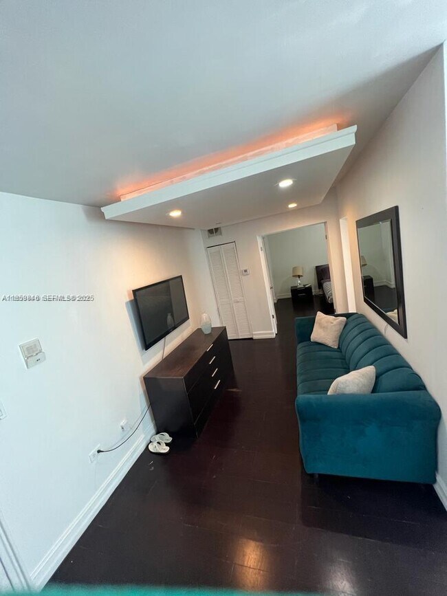 Photo - 1555 Pennsylvania Ave Unit 107