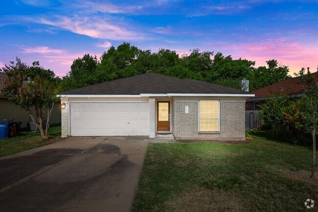 Building Photo - 12330 Shropshire Blvd Rental