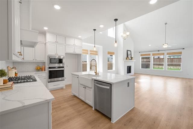 Photo - 3011 Whitby St