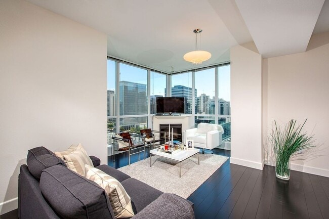 Photo - Fully Furnished, 2 bedrooms, 2 bath in the...
