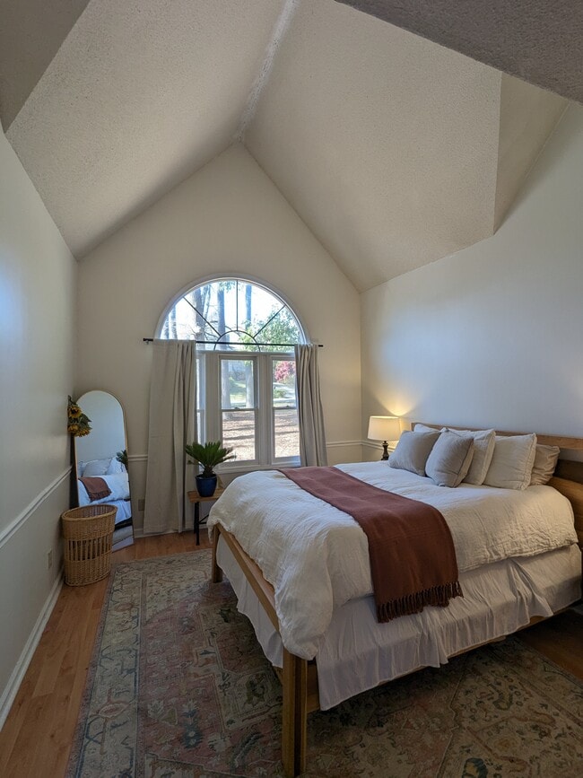 Photo - 2107 Stuart Dr